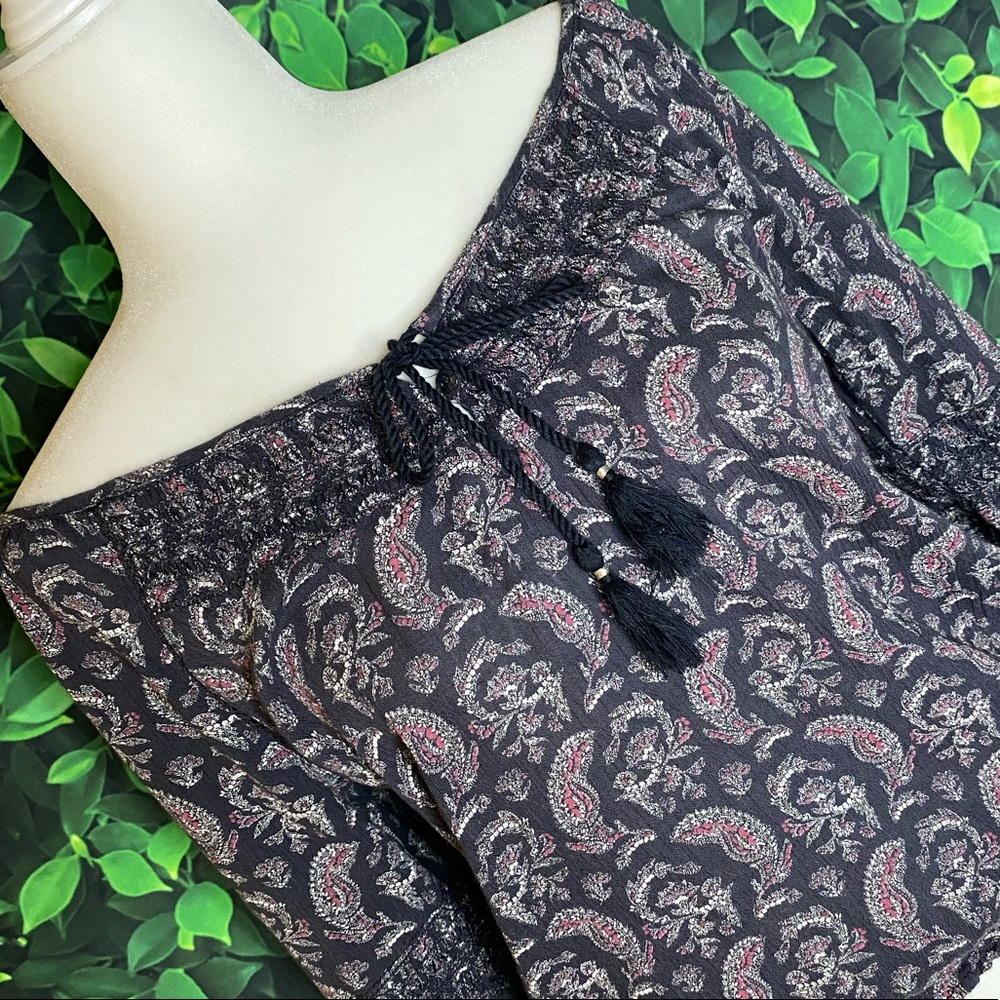 American Eagle Paisley Patterned Wide-Open Neckli… - image 2